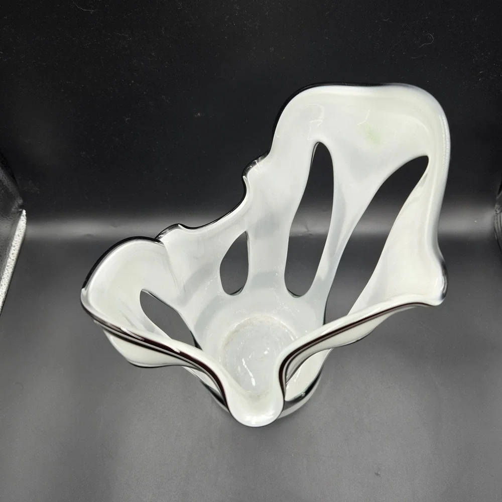 VTG‎ Jozefina Krosno Hand-Blown Art Glass Vase Erupt Series Zebra Swirl Maroon